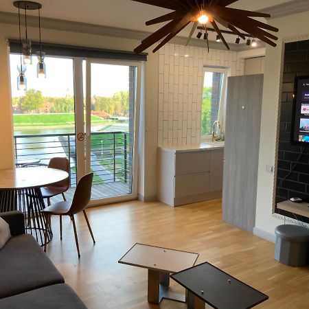 Riverside Apartment Self Check-In Клайпеда Экстерьер фото