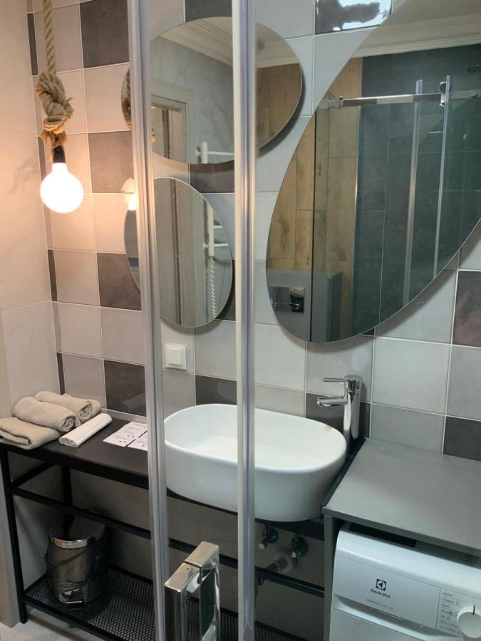 Riverside Apartment Self Check-In Клайпеда Экстерьер фото